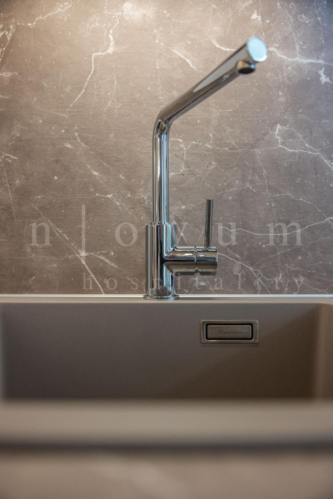 ホテル Novum Hospitality バーリ エクステリア 写真